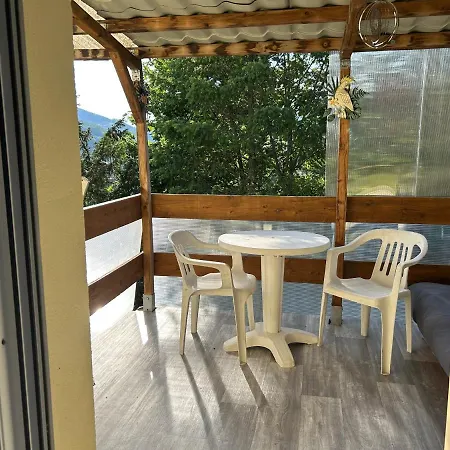 Maisonnette Piscine 2/4 Personnes Casa de Férias Saint-Amarin