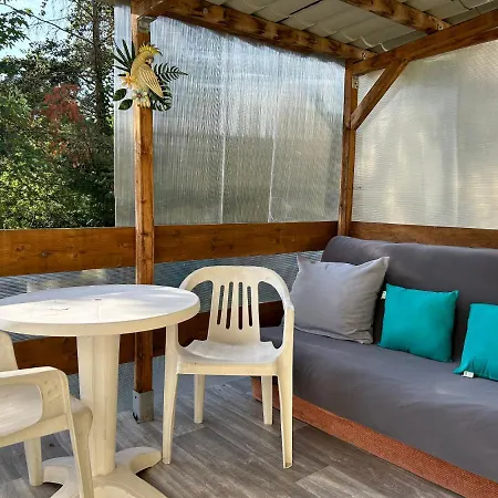 Maisonnette Piscine 2/4 Personnes Casa de Férias Saint-Amarin